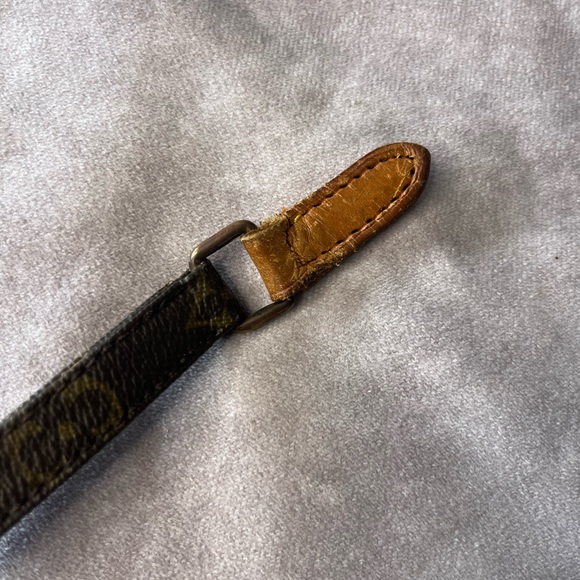 Louis Vuitton Amazone Vintage Strap Buckle Piece Replacement z63 - Picture 4 of 11